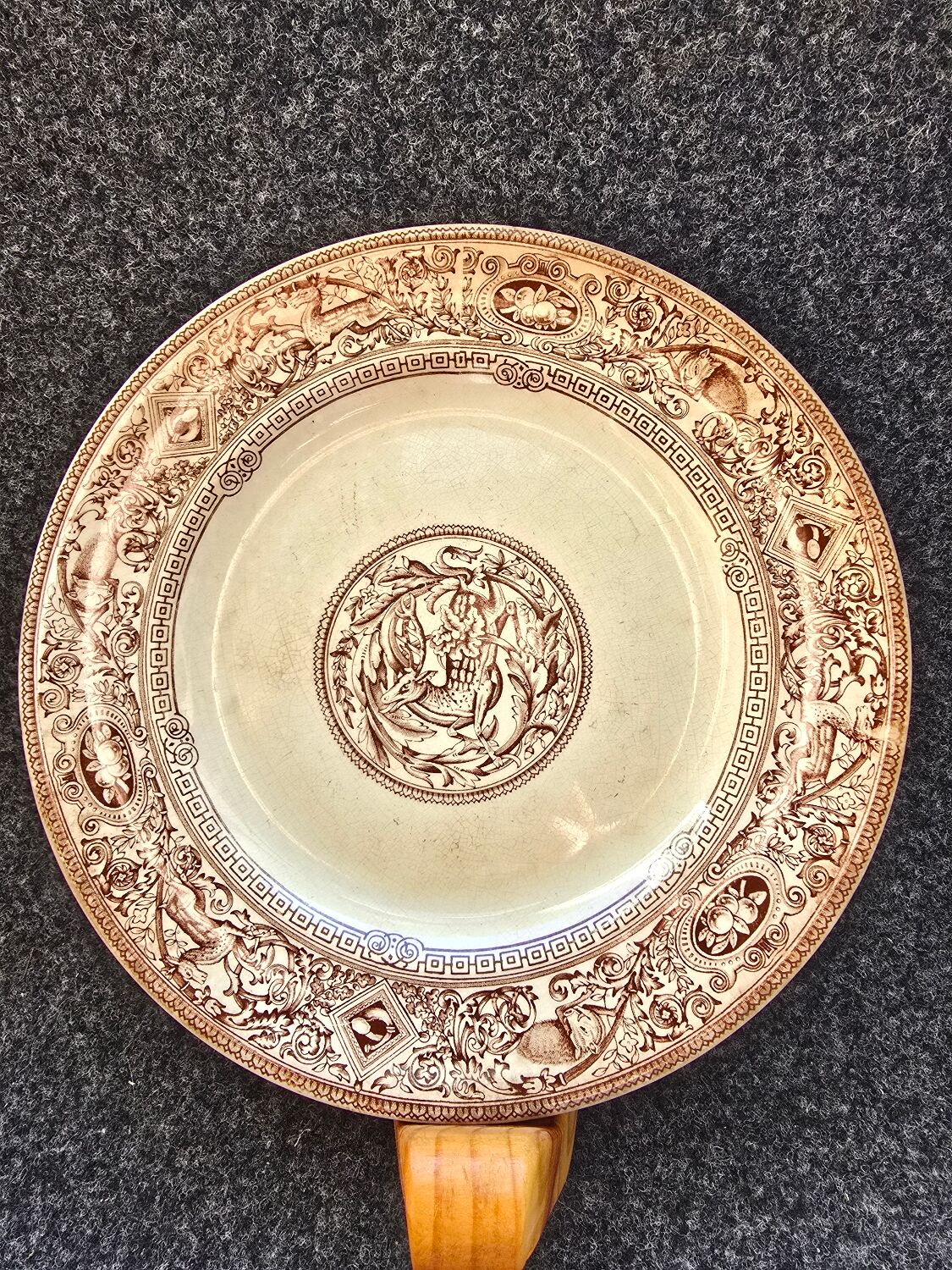 Brownfield & Sons Plate Rienzi