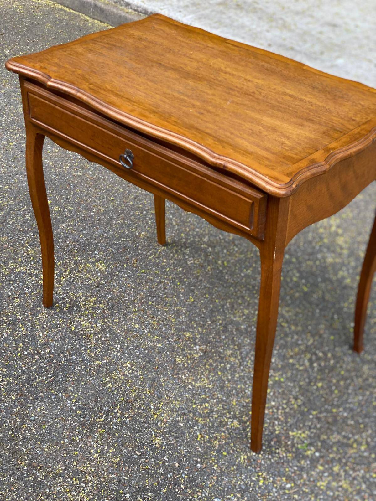 Louis XV style desk made of solid wood from the 1950s.