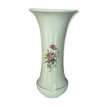Large Hollohàza porcelain vase with floral motifs