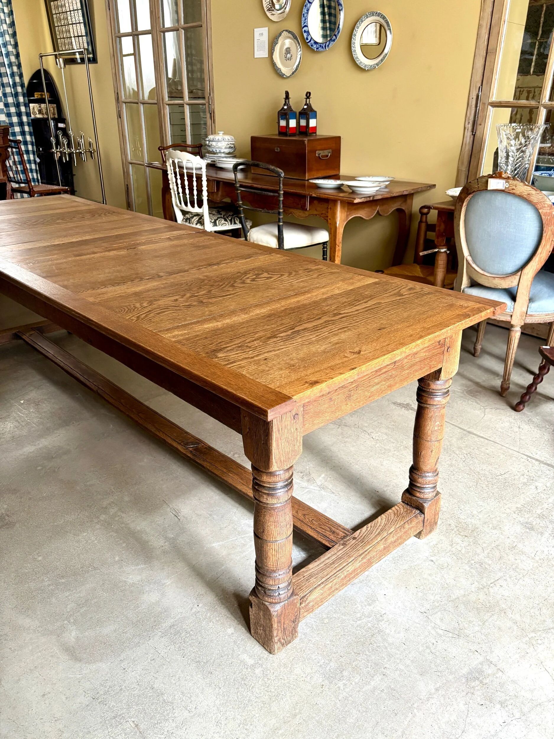 Table de drapier en bois massif 237 x 79 cm