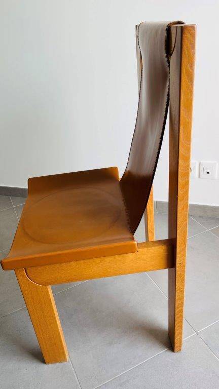 Chaises en orme massif et cuir , Luigi Gorgoni , roche bobois