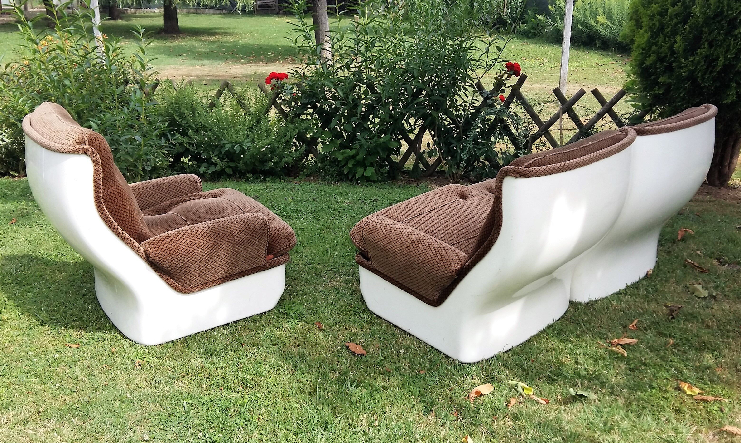 Salon set by Michel Cadestin, Airborne Editions