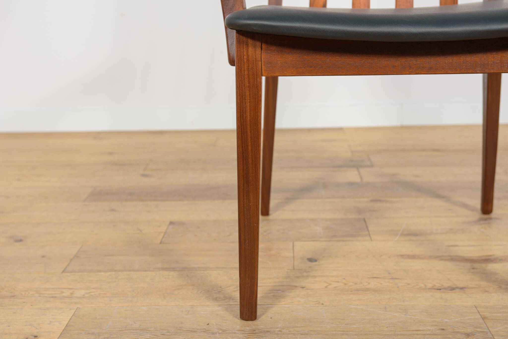 Mid-Century Teak and Leather Dining Chairs by Leslie Dandy for G-Plan, 1960