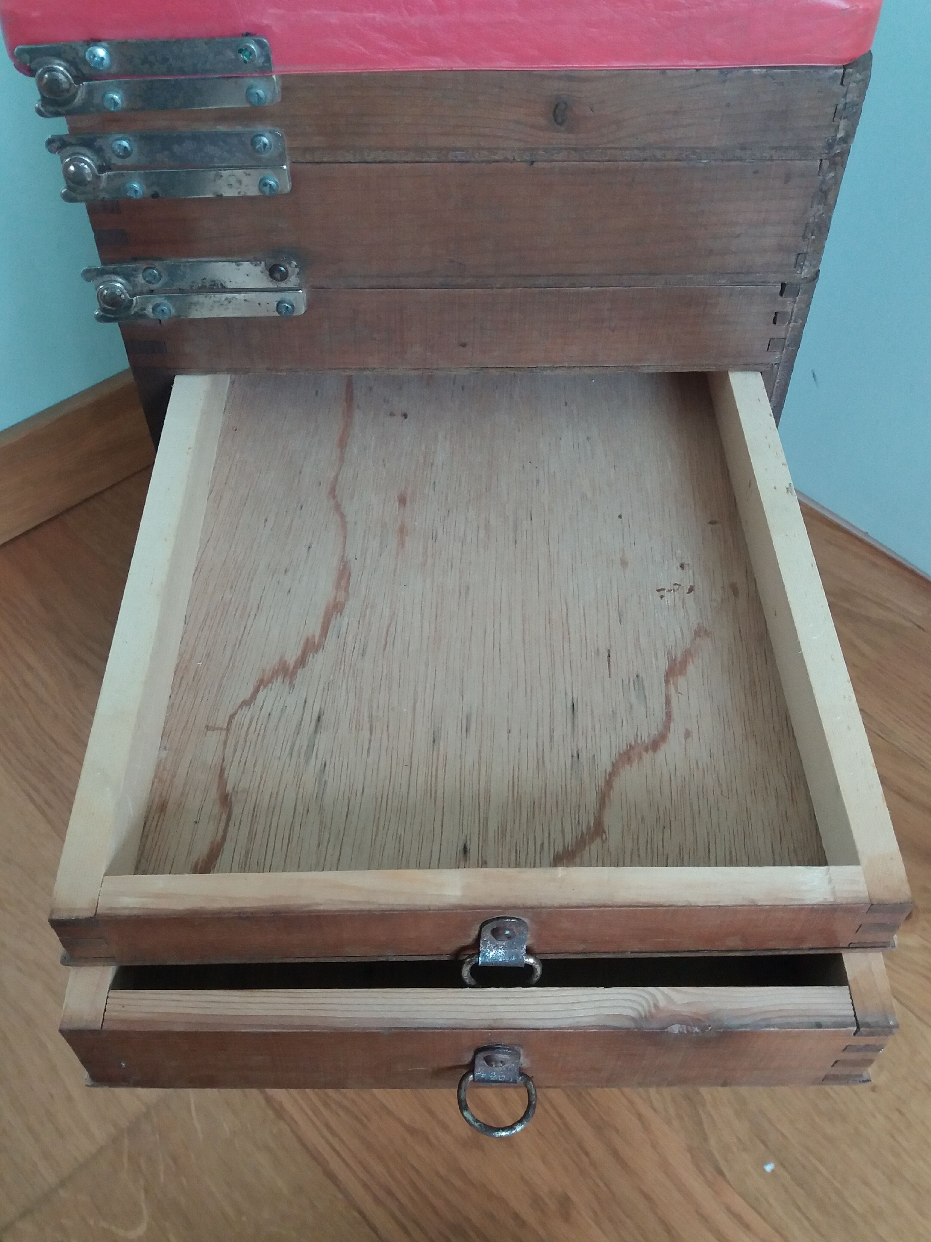 Stool fishing storage chest fisherman's seat