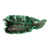 Artist's cup in the shape of a leaf in slip signed