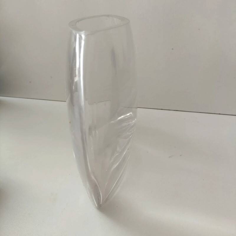 Crystal vase.