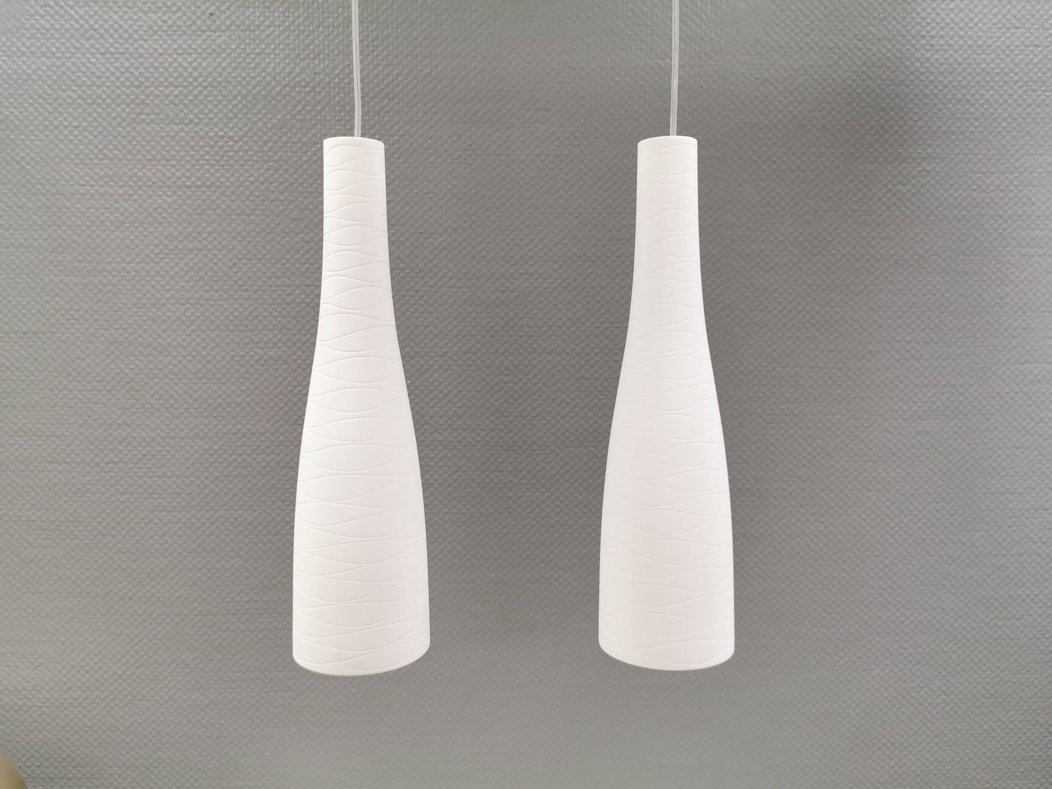 Hanging lamps in handmade/mouth-blown white Murano glass, Italy 1990s