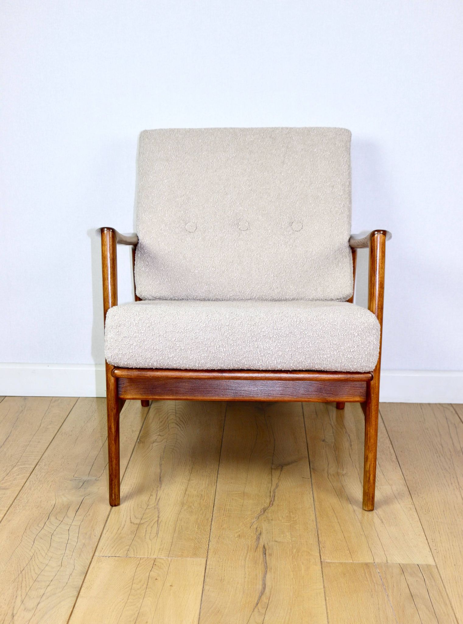 PRL armchair "Stefan" wooden beech vintage beige boucle - darker wood