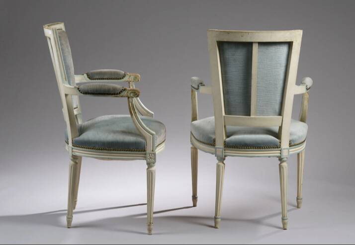 Set of 4 chairs and 2 armchairs louis xvi style in cream patinated wood