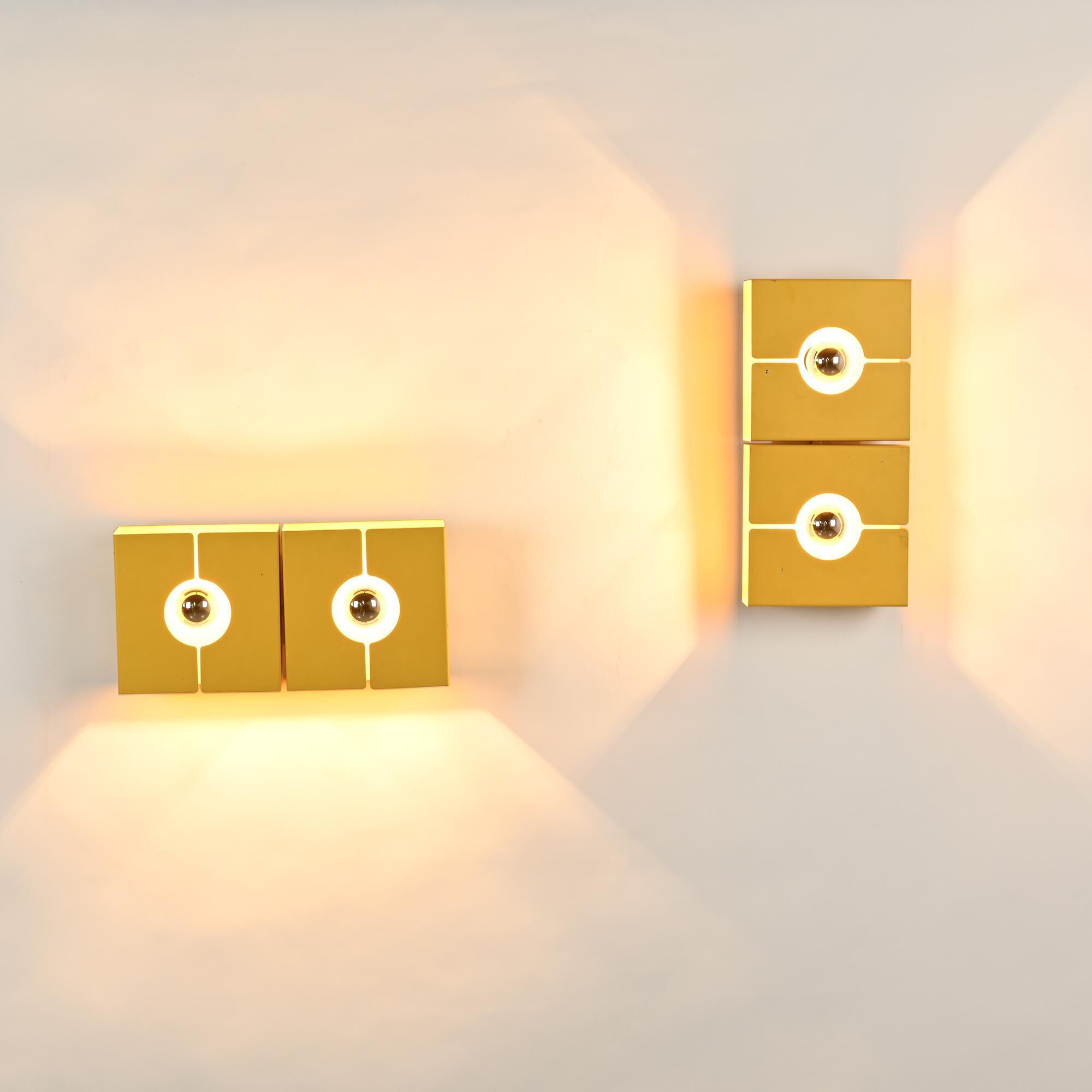 Wall light model 2091/2 by Pierre Disderot, circa 1960.