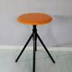 Tabouret à vis orange