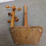 Pine parrot coat rack from the 70s