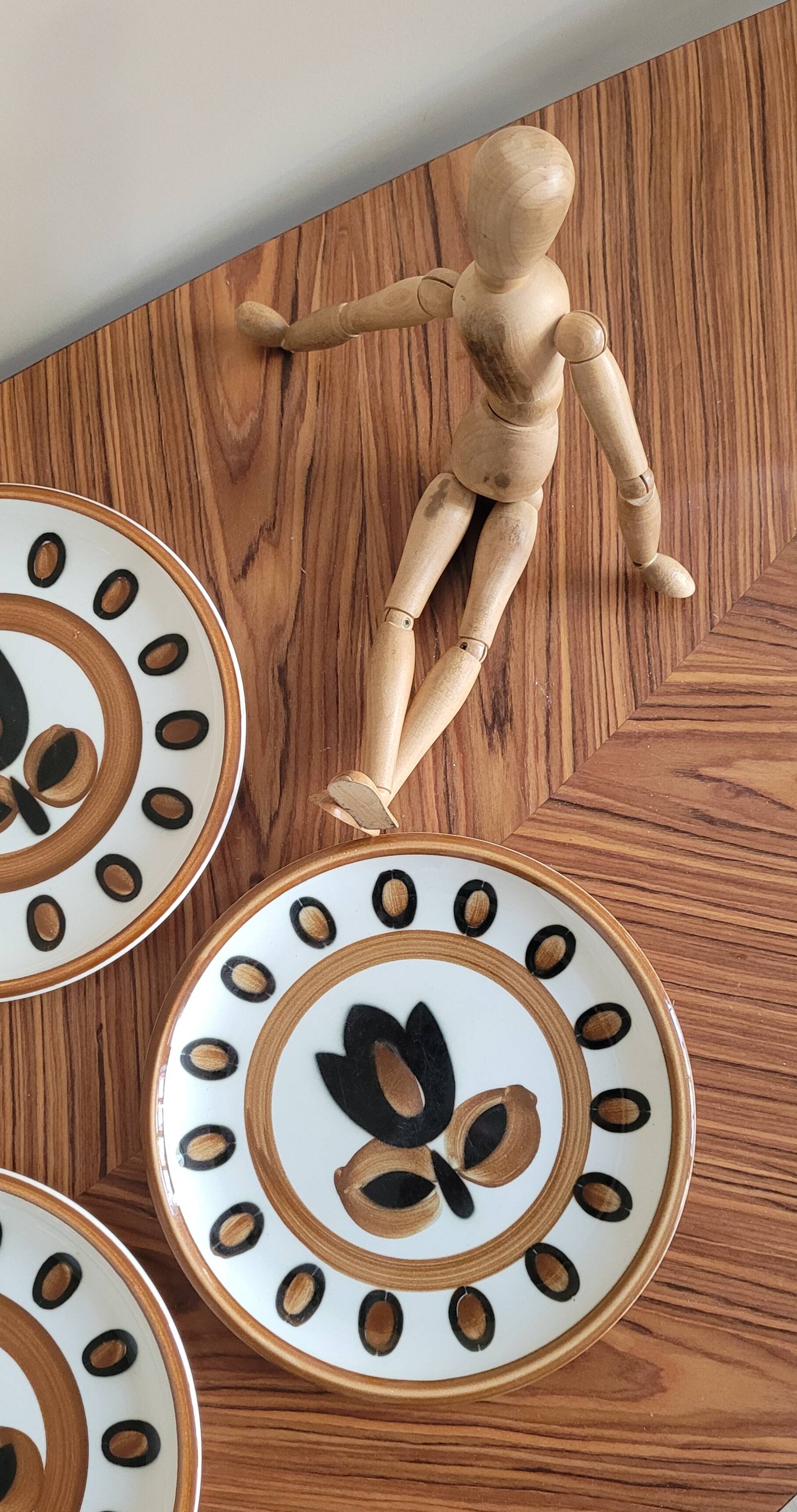 Set of 4 Kimono Boch plates