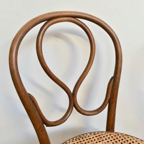 Omega Thonet chairs no.20