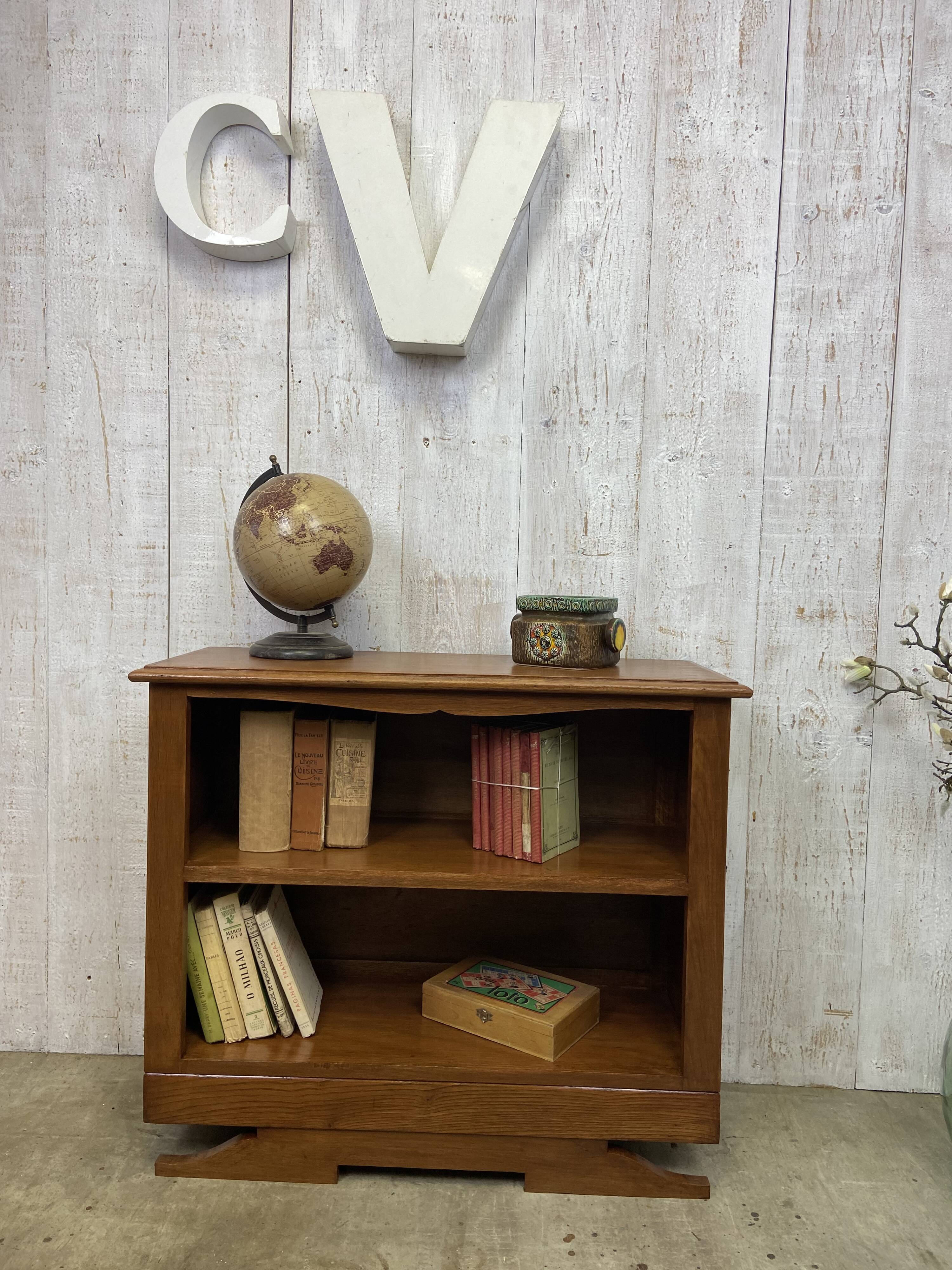 Art Deco shelf