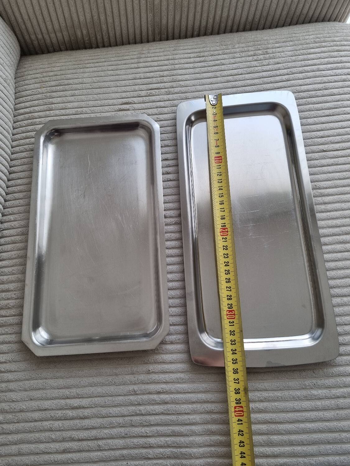 Set of minimalist stainless steel trays - Vintage 70s