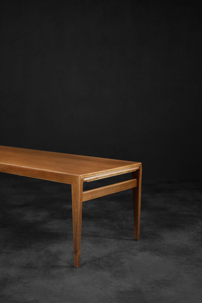 Vintage Classic Mid-Century Scandinavian Modern Teak Coffee Table with Pull-Out Tops