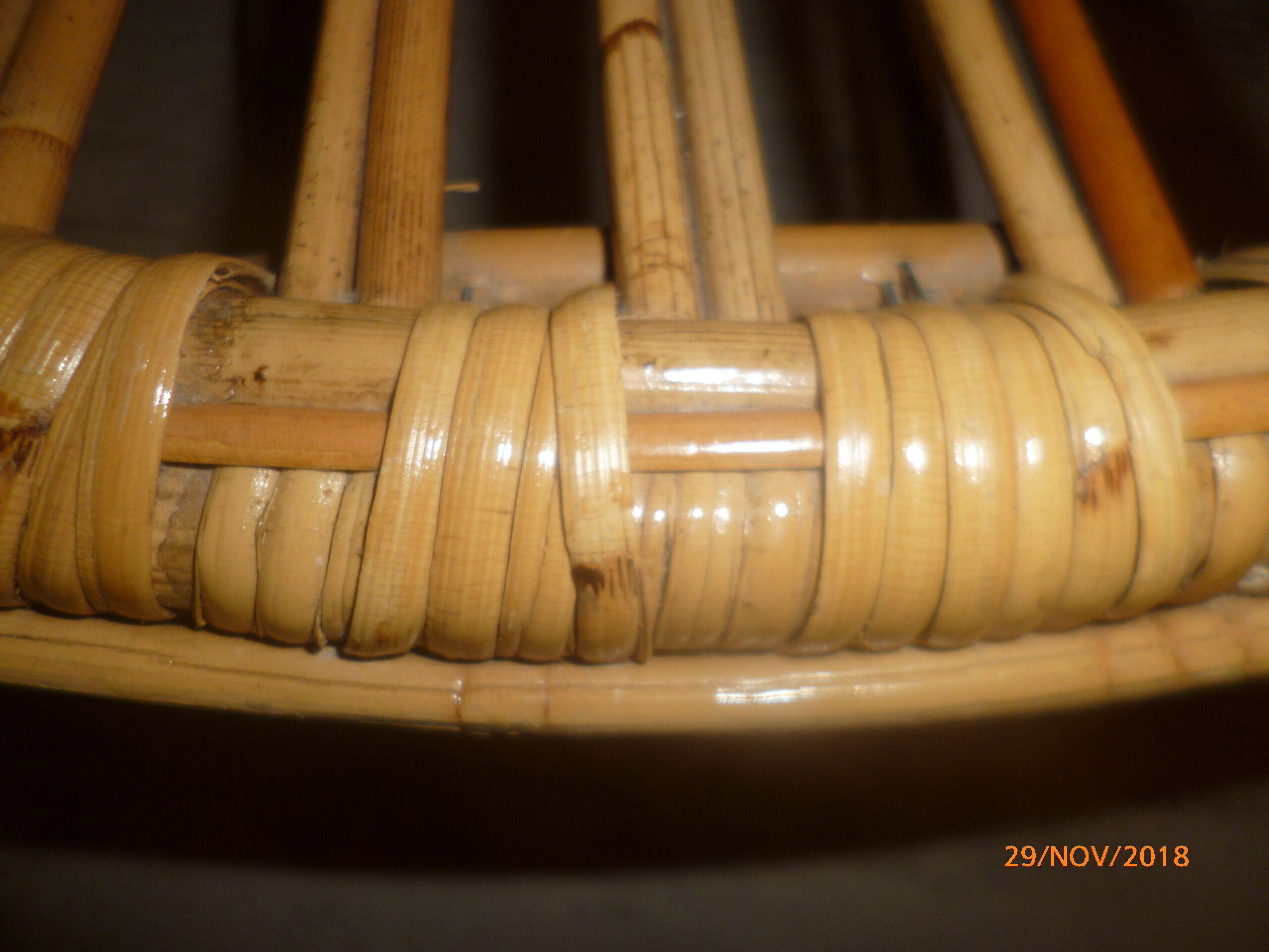 Fauteuil rotin coquille 1960/1970