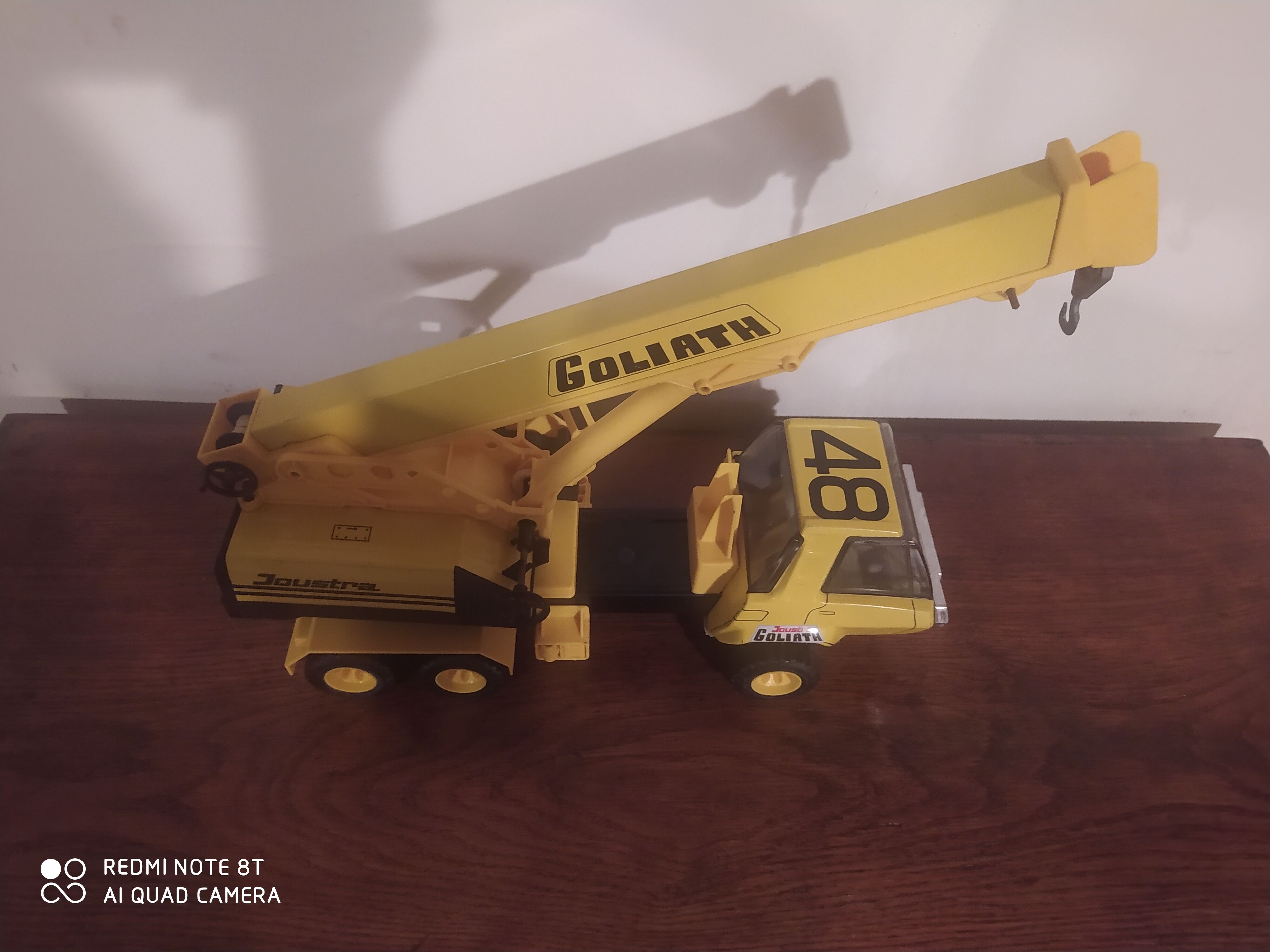 Goliath crane truck