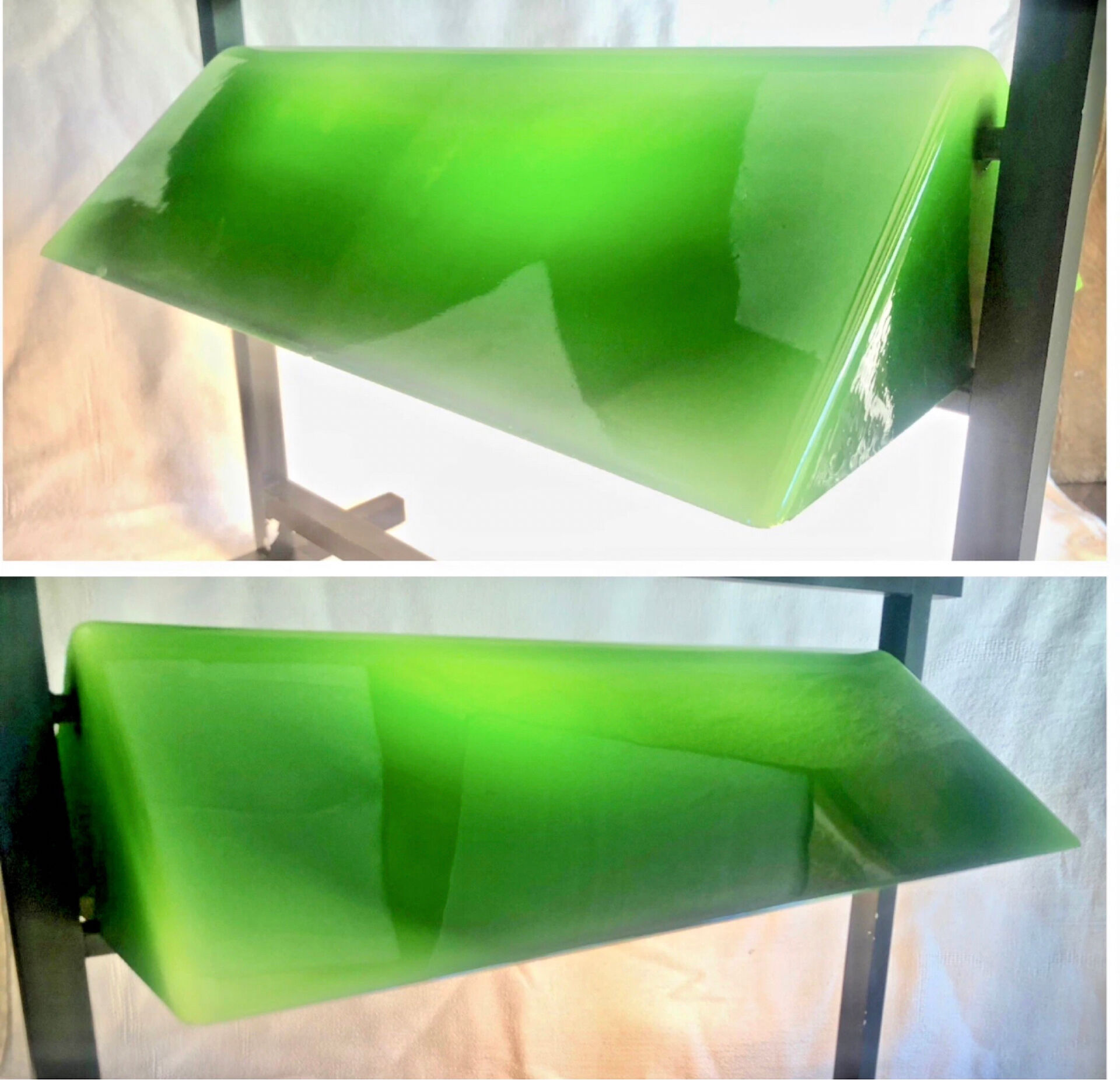 Design table lamp Alain Carré 1983 lacquered aluminium opal glass