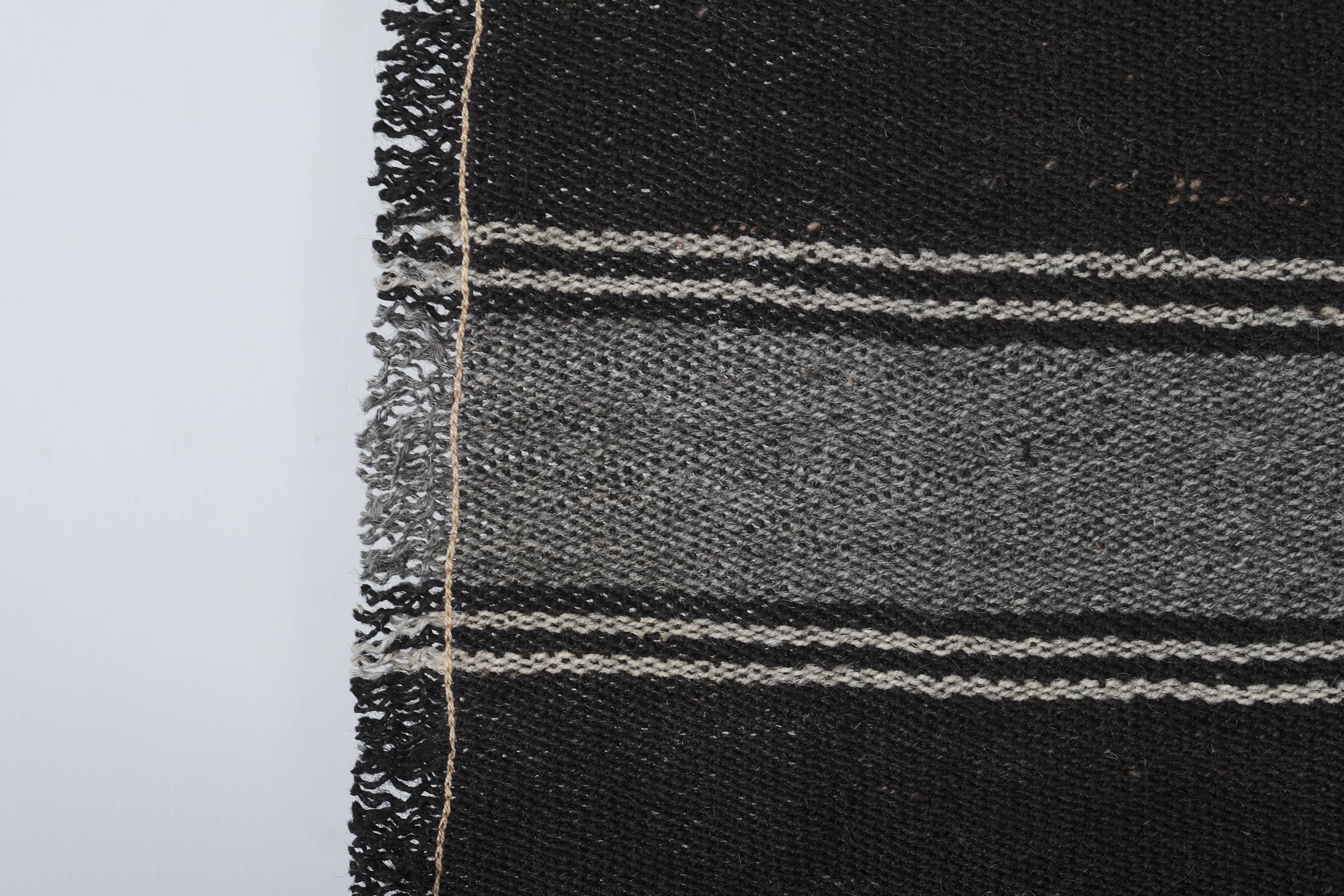 Vintage Turkish Oushak Rug Handwoven 203x220 cm
