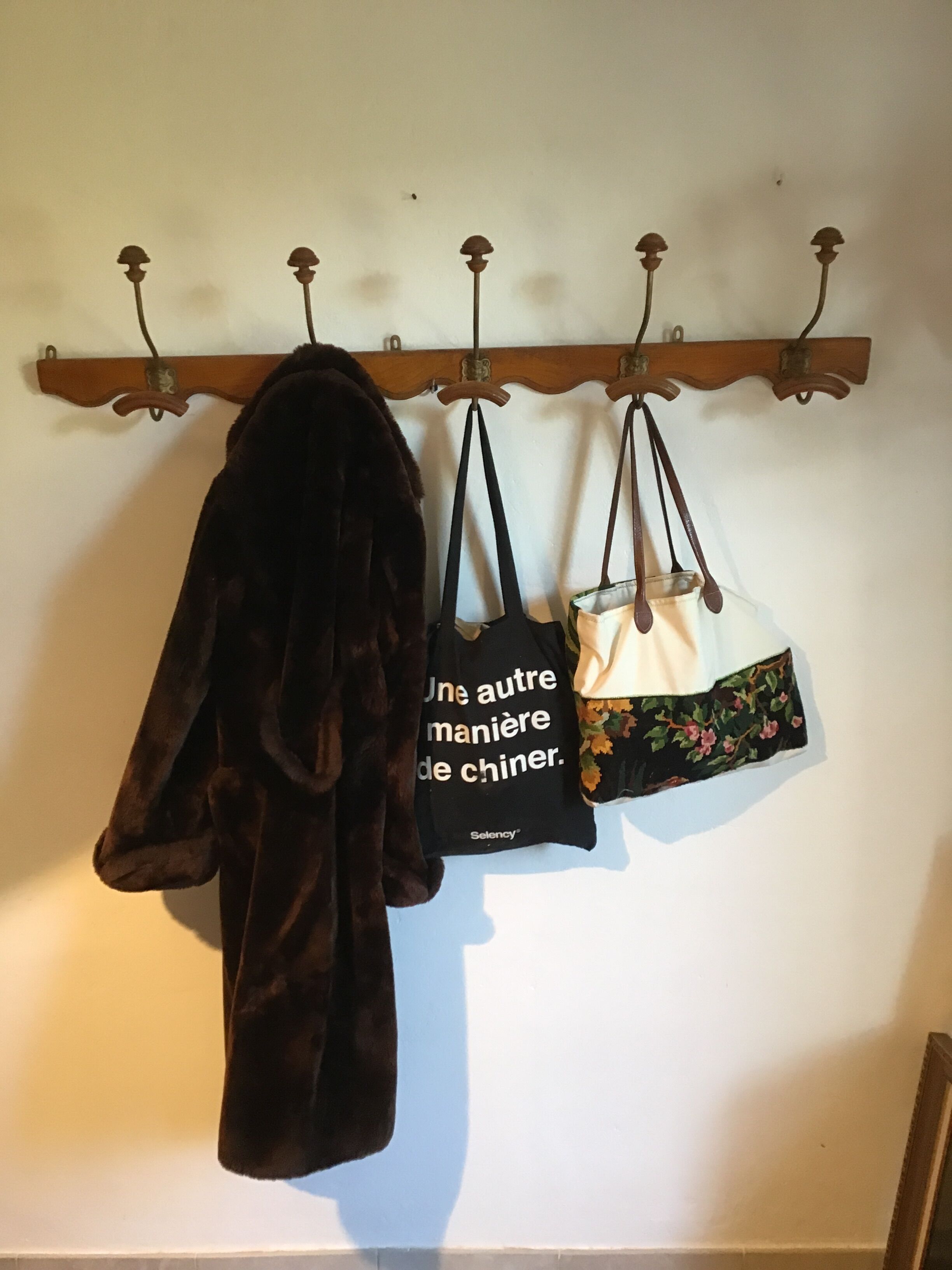 Bistro coat rack