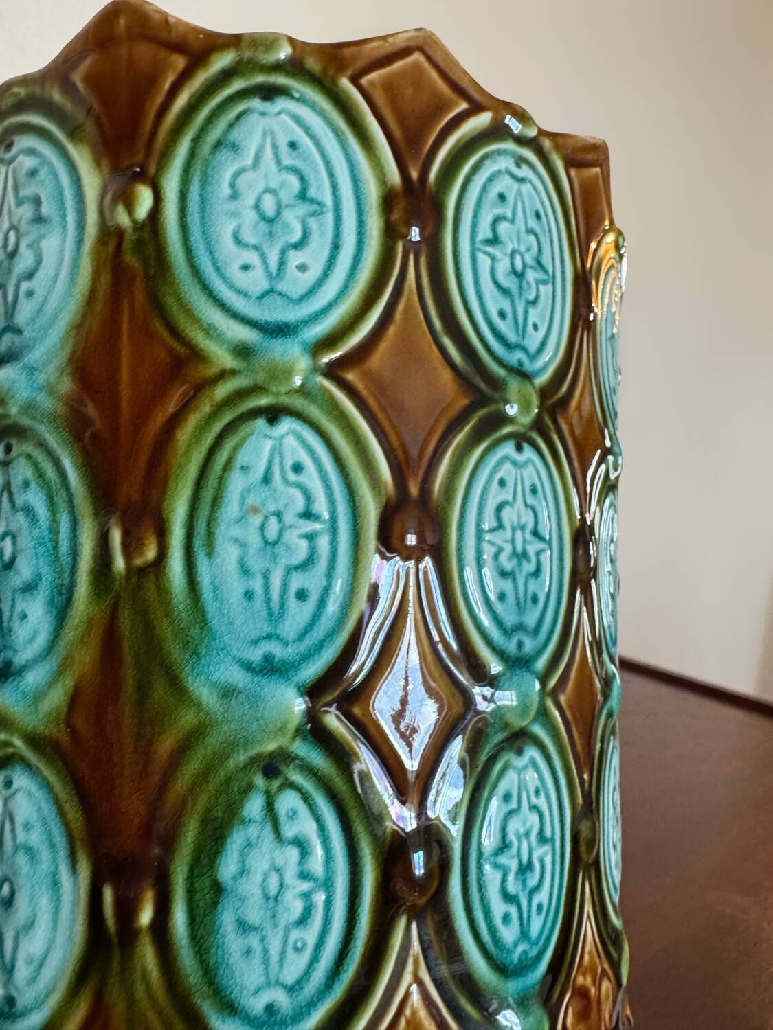 Art Deco barbotine cachepot