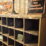 Workshop furniture with compartments