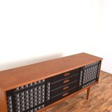 Buffet en teck peint à la main de style Op-Art du milieu du siècle par Gustav Bahus, années 1960