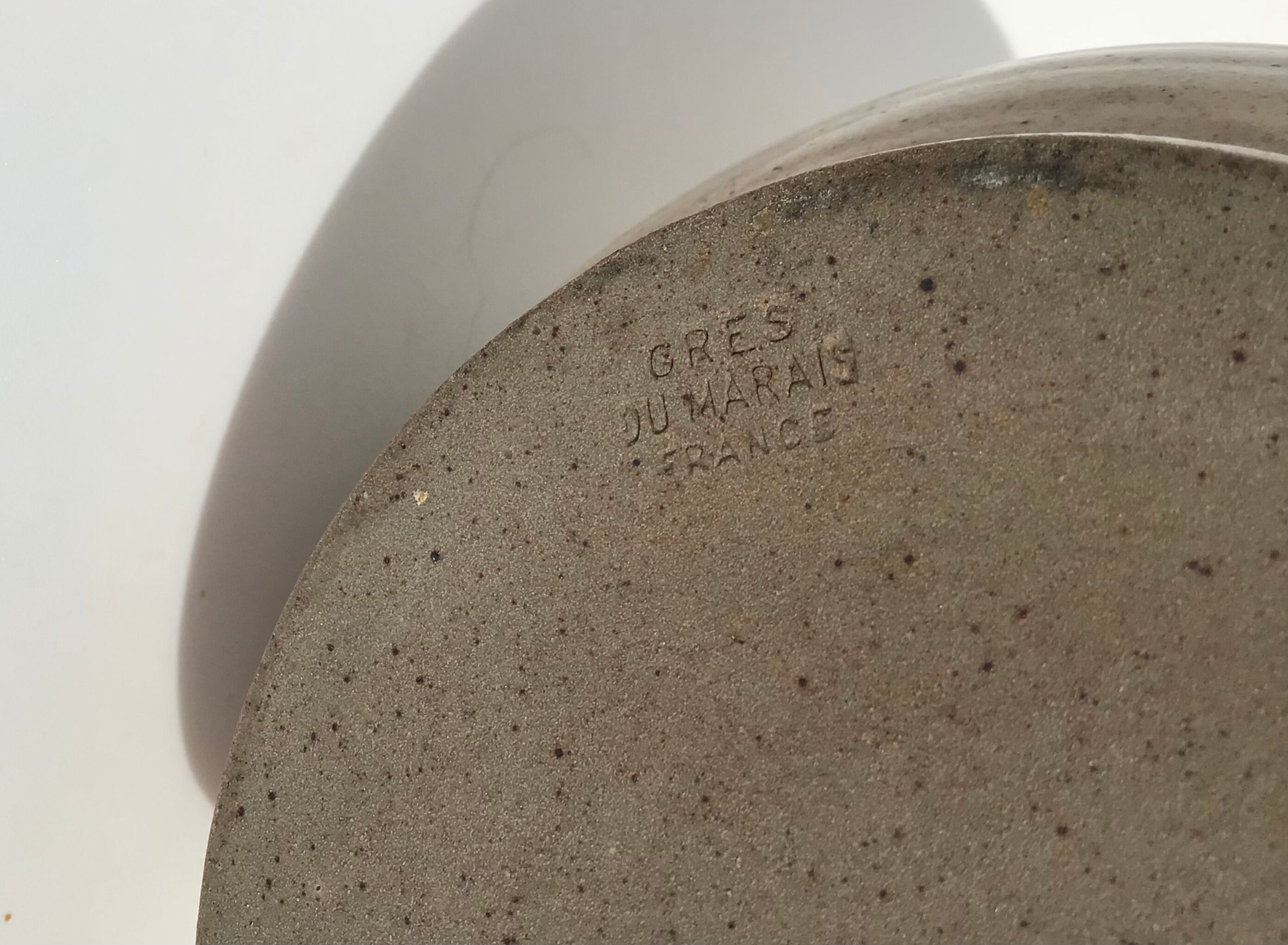 Artisanal pitcher Marais sandstone 1,75l