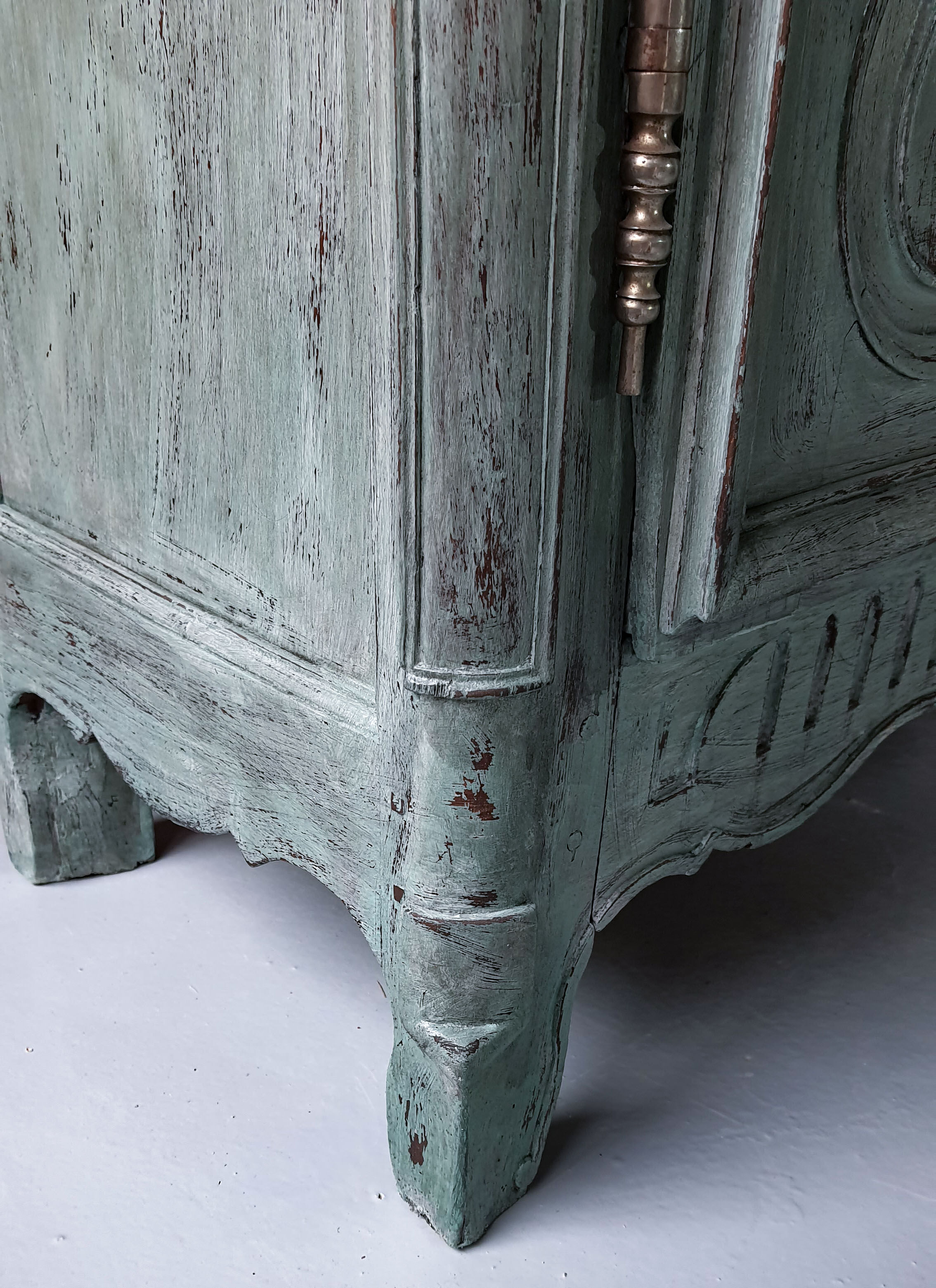 Wardrobe wardrobe 18th century Shabby Chic patinated