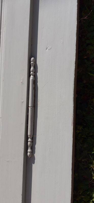 Pair of double fronted cupboard doors H252xL4m