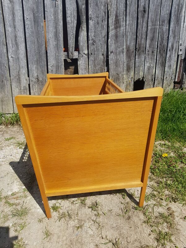 Lit scandinave enfant bois pieds compas avec rotin courbé vintage