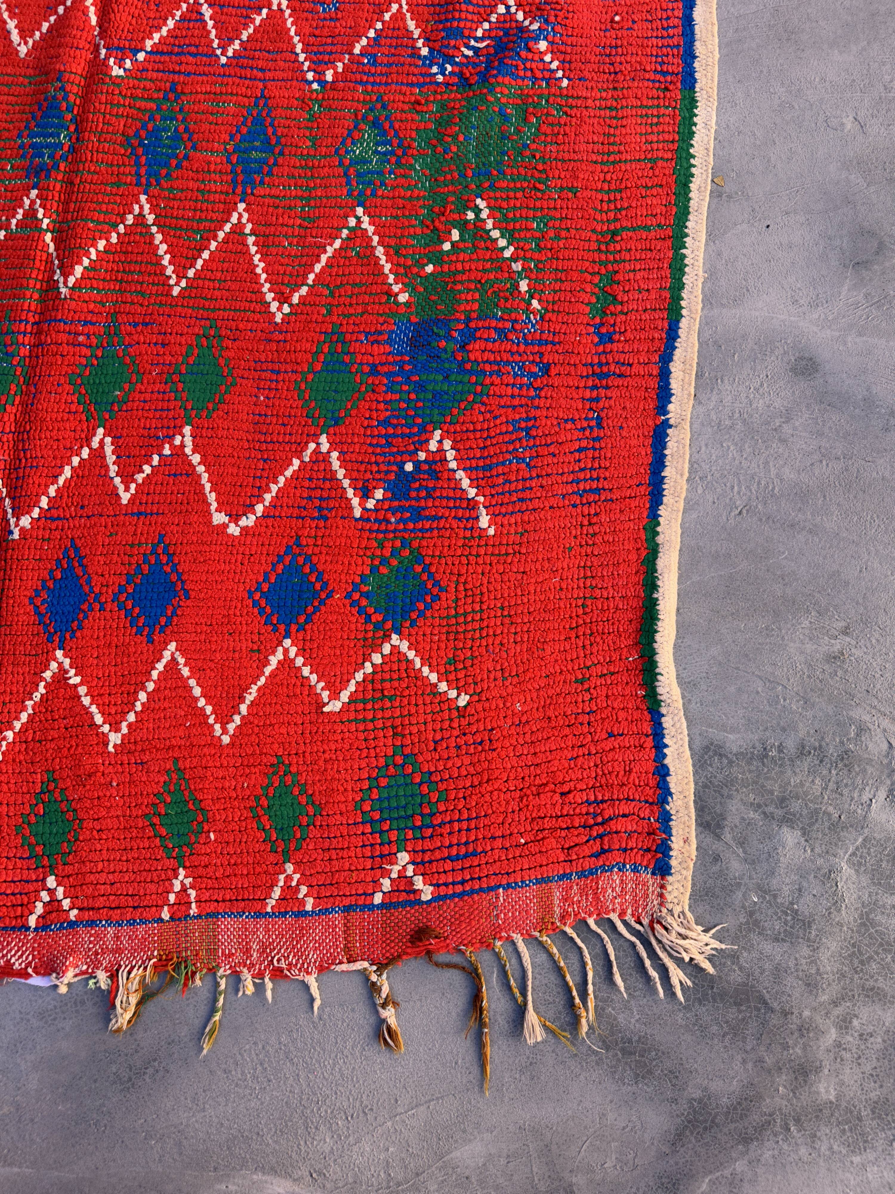 Red Boujad Moroccan rug - 145 x 226 cm