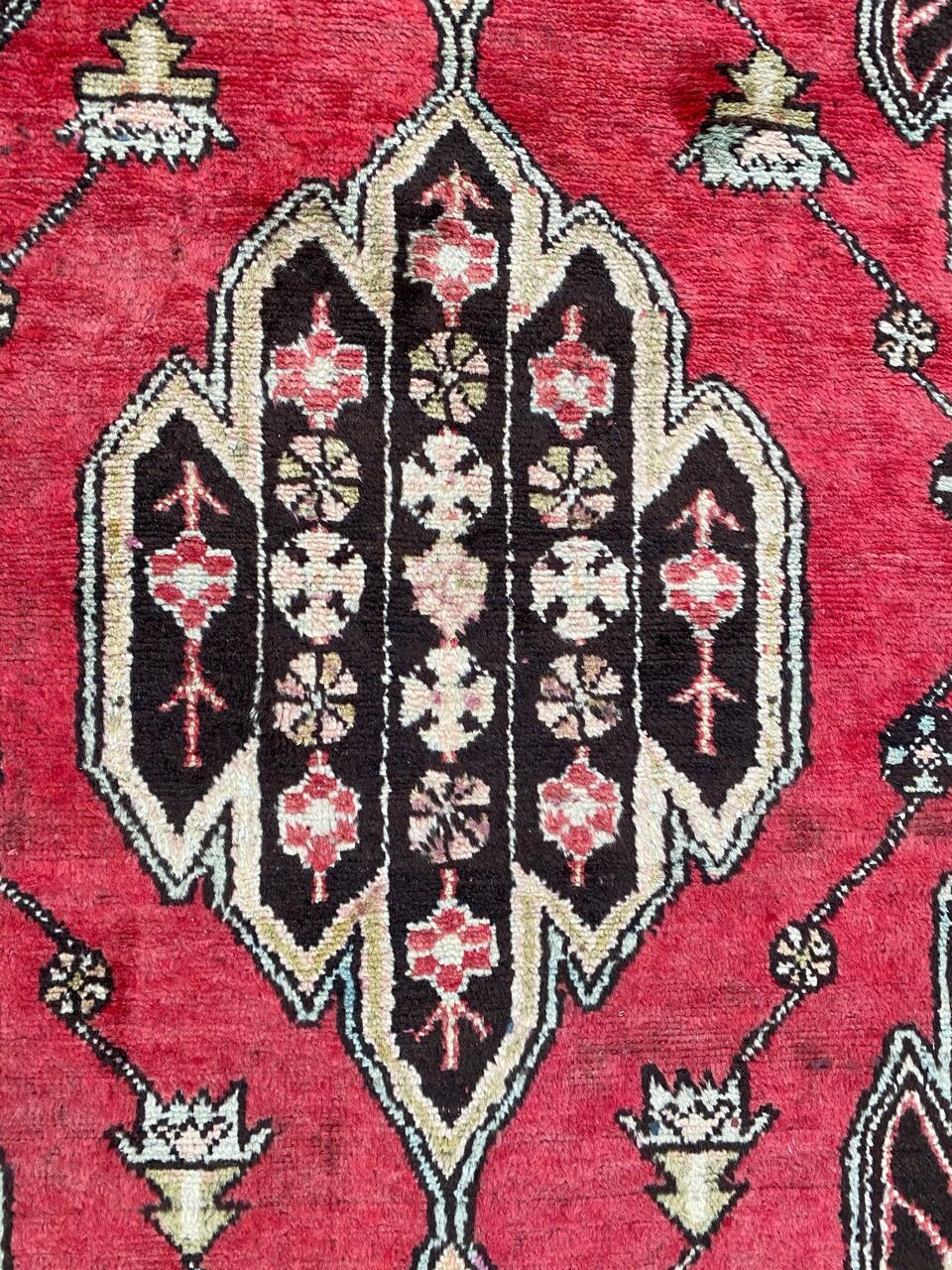 Nice vintage Persian mazlaghan handmade carpet 120x196 cm