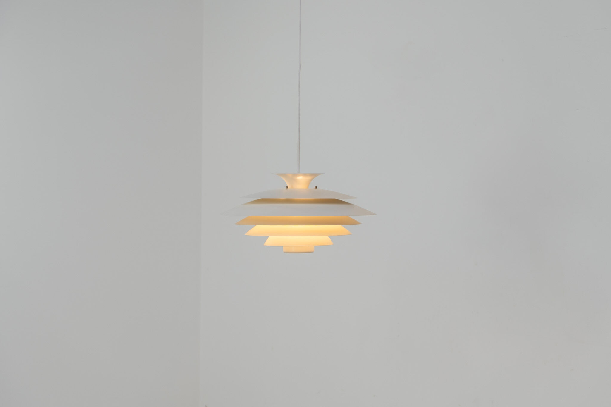 Model 52580 pendant light by Form Light