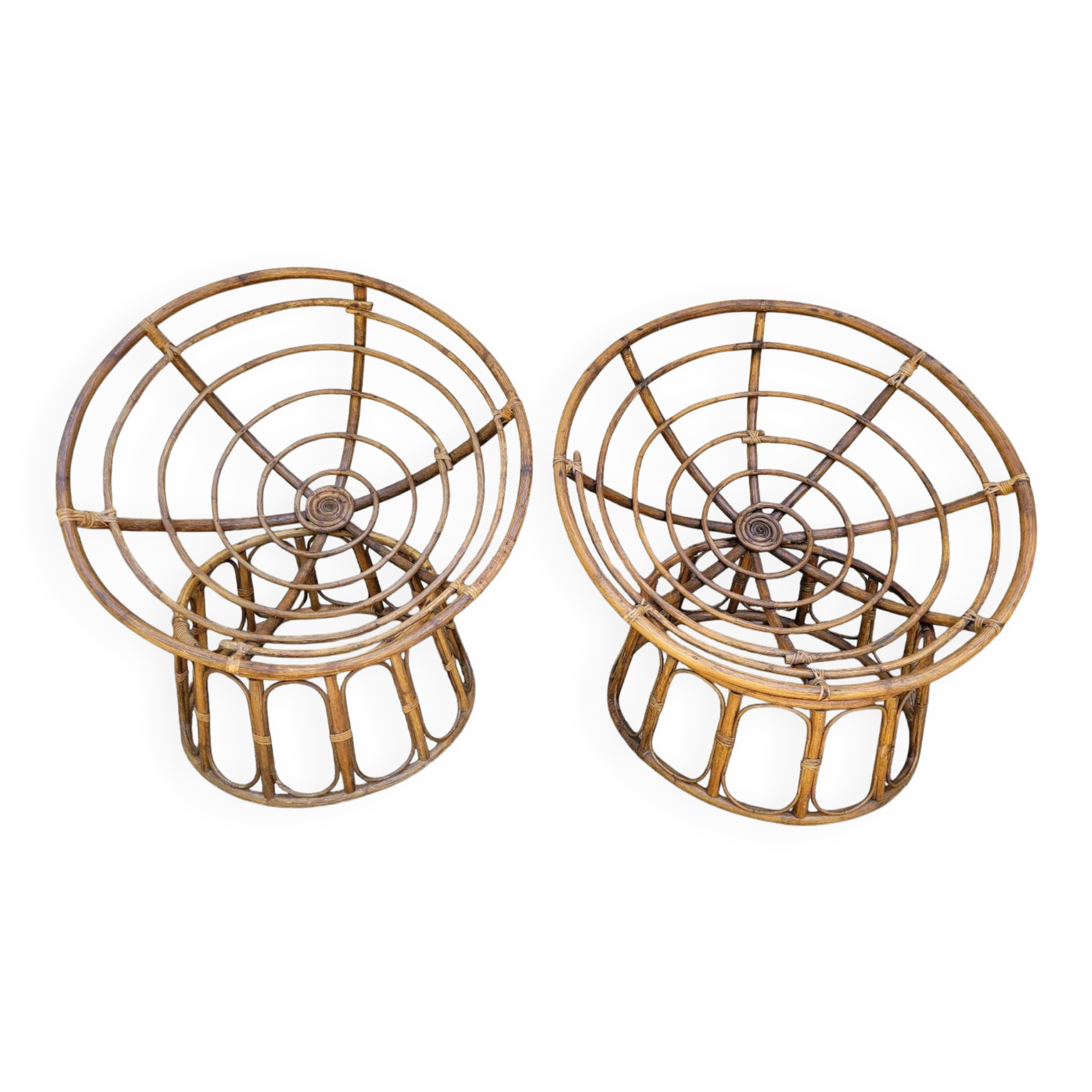 Pair of rattan armchairs or love seats from the 70s
