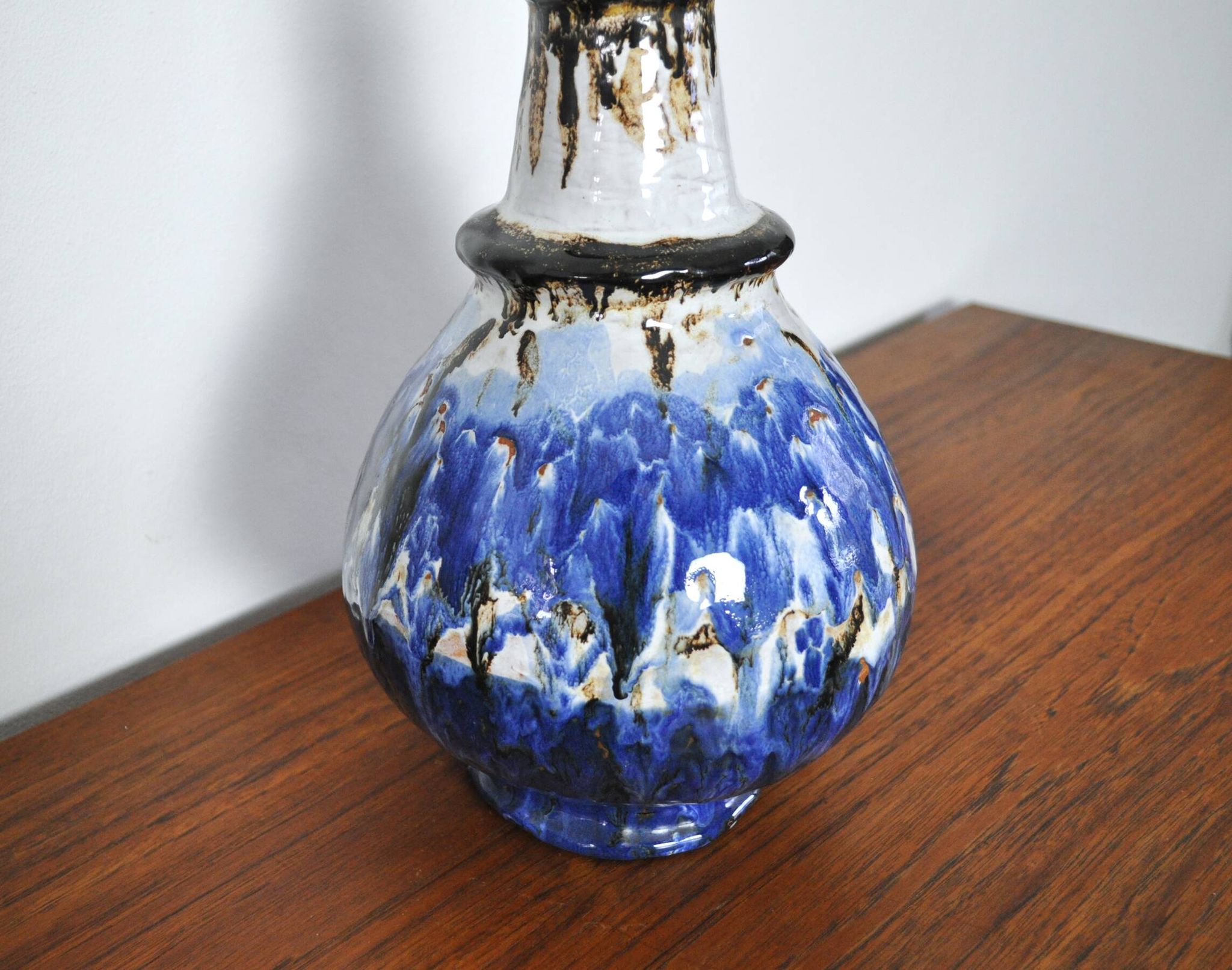 Glazed ceramic handmade Danish Mid-Century Modern Table Lamp