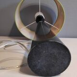 Lampe pied acier laqué noir design et abat-jour imprimé vintage