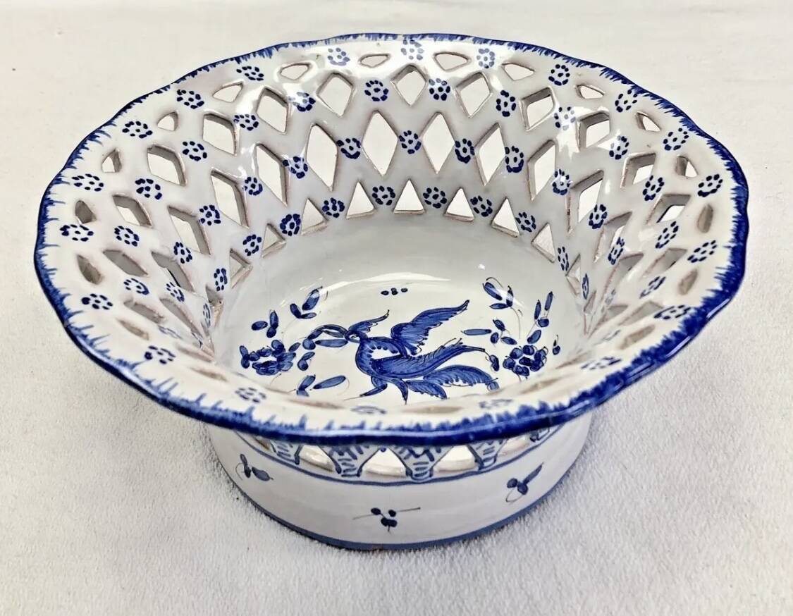 Old openwork fruit bowl Martres Tolosane