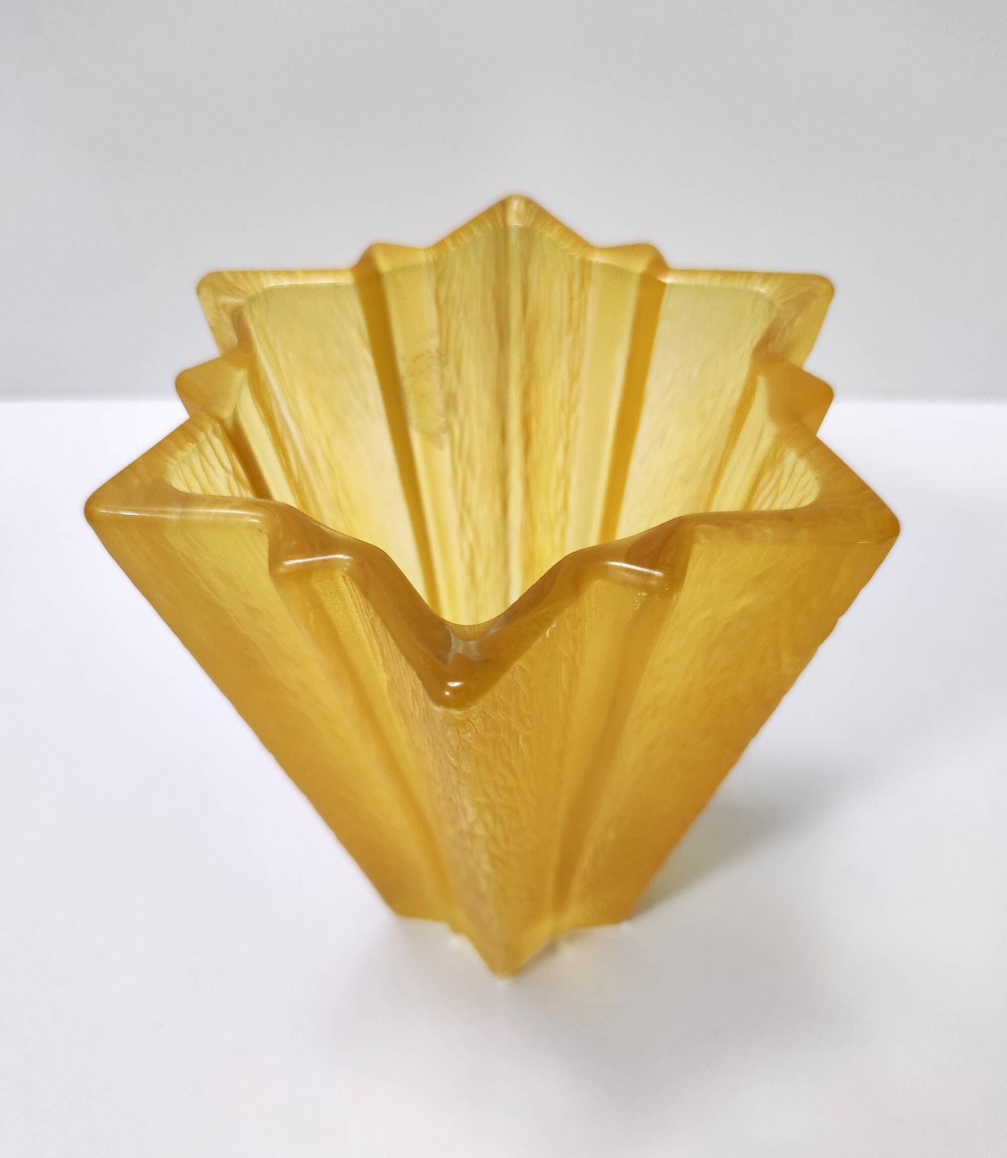 Art Deco Star Shaped Yellow Glass Vase Attributed to Pierre D'Avesn for Dau