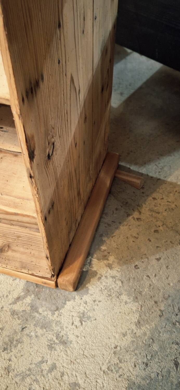 Meuble d'atelier à casiers