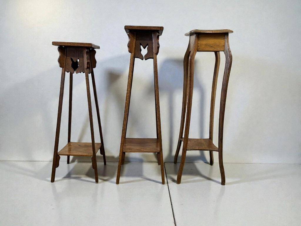 Vintage high side table in wood / plant table / shelf