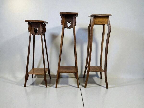 Table d'appoint haute vintage en bois / table à plantes / étagère