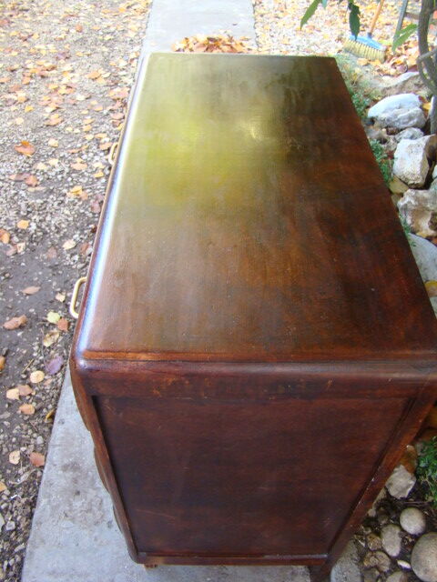 Dresser vintage walnut tone 60