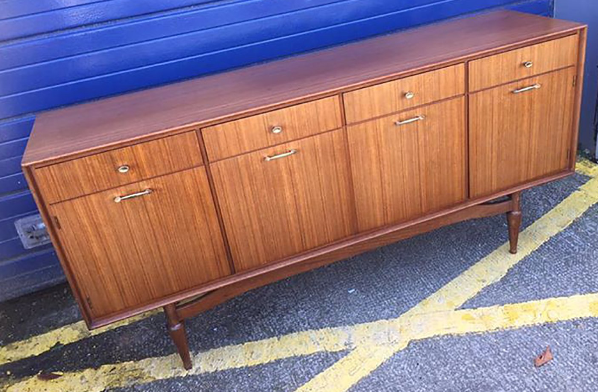 Mid-Century Sideboard or Drinks Cabinet from Greaves & Thomas, 1962