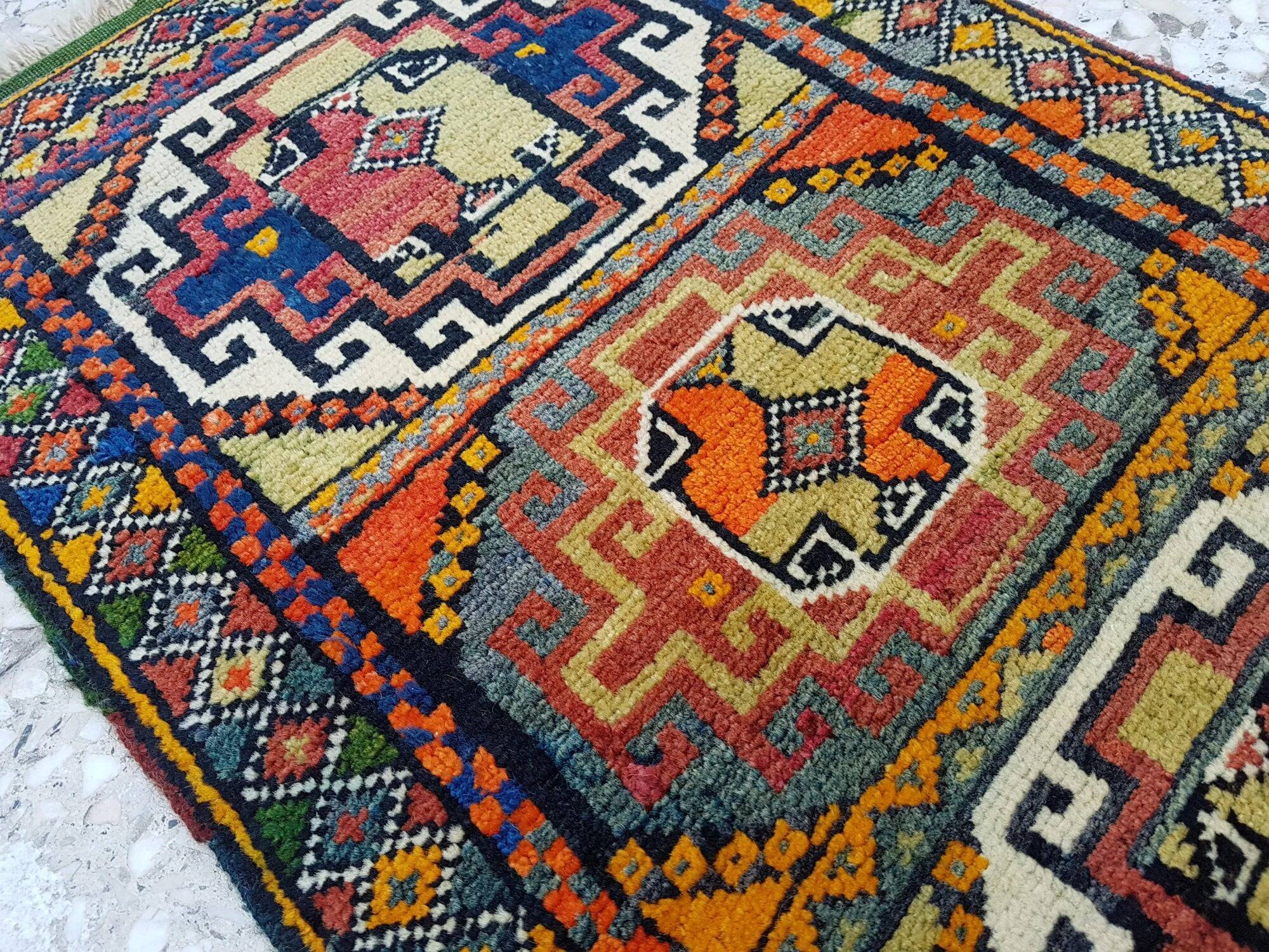 Vintage Turkish handmade rug 56x100 cm