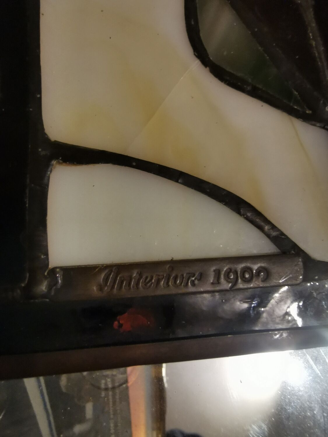 Stained glass wall lamp