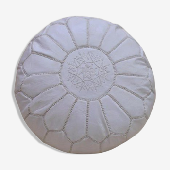 Pouf marocain en cuir blanc