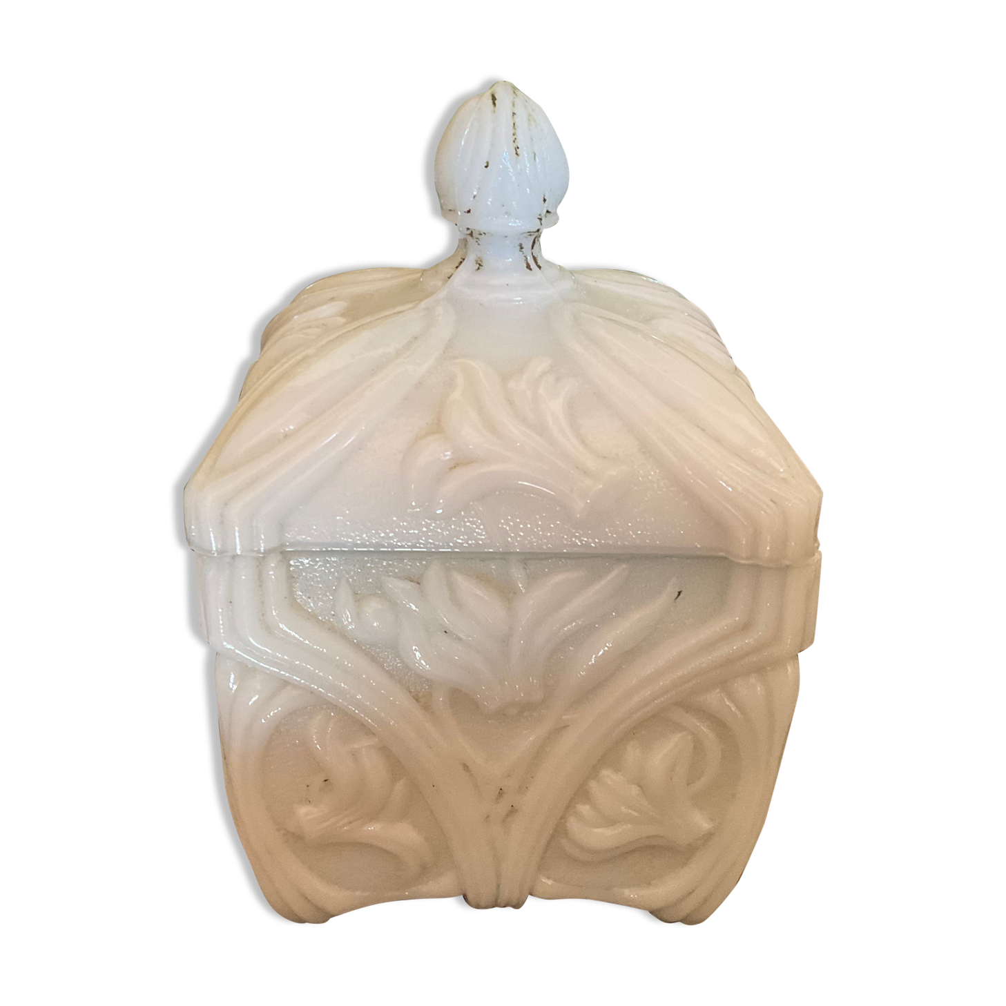 Old opaline candy house of white fair, signed Vallerysthal.